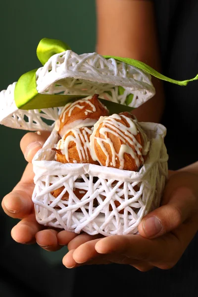 Christmas cookies with white chocolate in a gift box — Stock Photo, Image