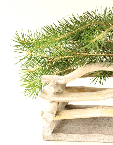 Composición navideña bajo el árbol verde — Foto de Stock