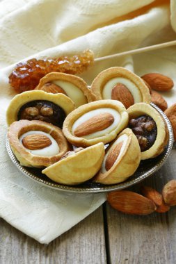 badem ve ceviz fındık ile tanımlama