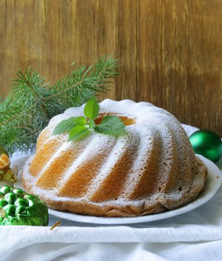 Noel kek ahududu ile yuvarlak