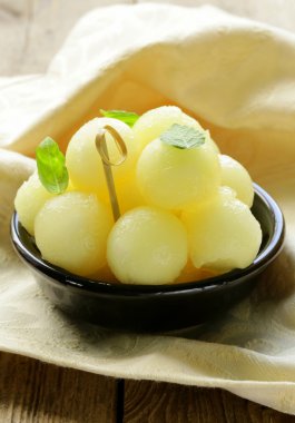 kavun meyve salatası