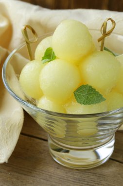 kavun meyve salatası