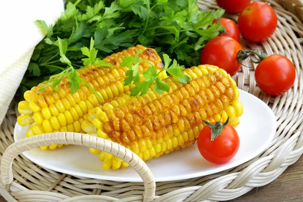 Yellow grilled corn , tasty side dish — Stock Photo, Image