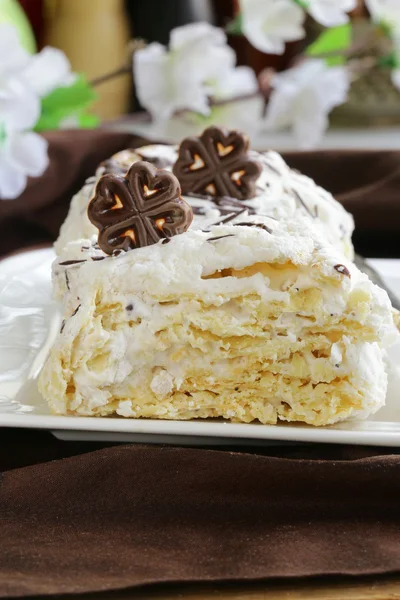 White layer cake with custard (Napoleon) — Stock Photo, Image