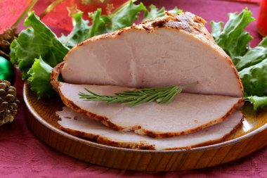 kırmızı biber ve biberiye ile Kızartma domuz