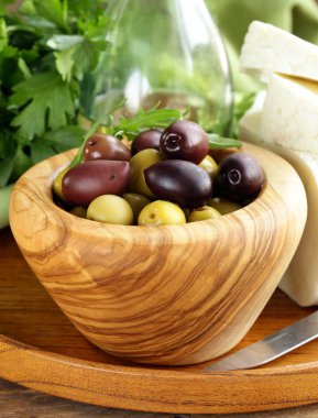 marine edilmiş yeşil ve Siyah Zeytin