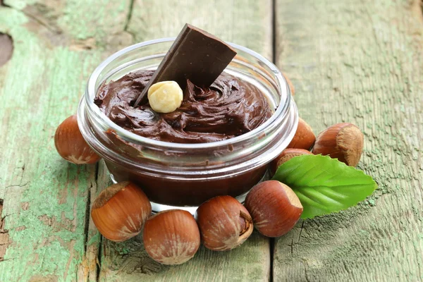 Espalhe de avelã de chocolate doce — Fotografia de Stock