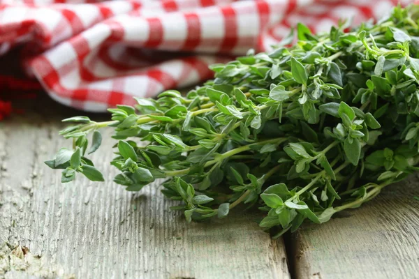 Bunch of fresh green thyme — Stock Photo, Image
