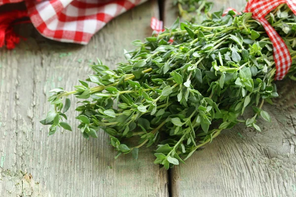 Bunch of fresh green thyme — Stock Photo, Image
