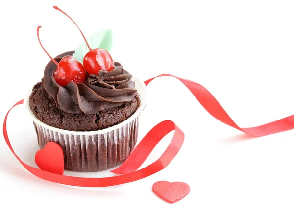 Festive (birthday, valentines day) cupcake decorated with chocolate and berries — Stock Photo, Image