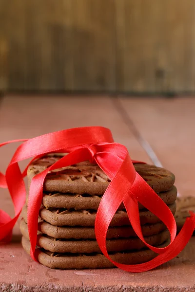 Kalp, aşk sembolü şeklinde çikolata kurabiye — Stok fotoğraf