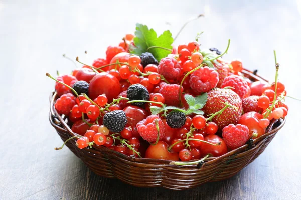 Berry assortment - raspberries, blackberries, strawberries, currants, cherries — Stock Photo, Image