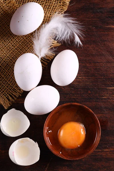 Ovos Orgânicos Frescos Mesa Madeira — Fotografia de Stock