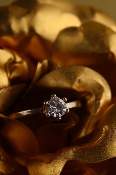 Arany Gyűrű Gyémánt Ékszerek Luxus — Stock Fotó