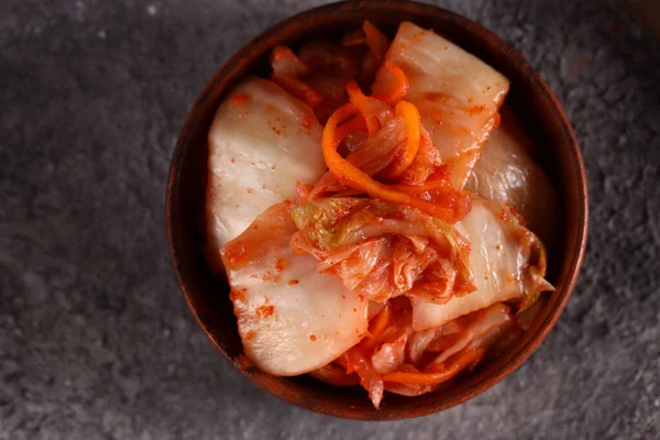 Kimchi Chou Coréen Fermenté Dans Bol Bois — Photo