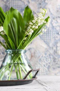 Güzel bahar çiçek lilyum vadi