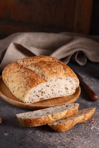 Kyselý Chléb Lněnými Semínky Zdravé Jídlo — Stock fotografie