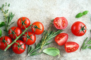 Yiyecek arka planda bitkiler sebzeleri baharatlar