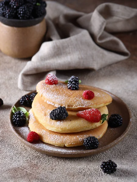 Homemade Fresh Pancakes Fresh Berries — Stock Photo, Image