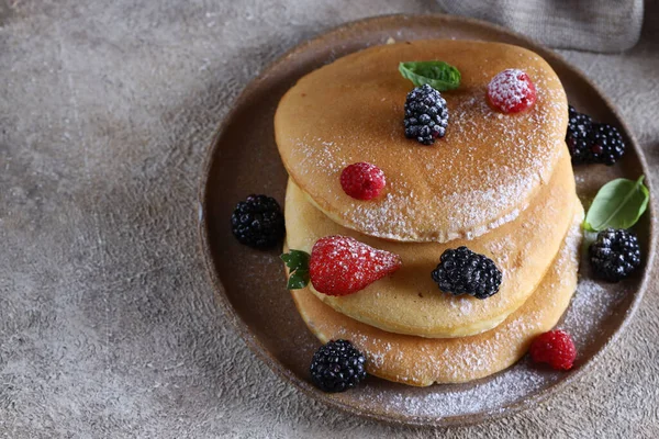 Homemade Fresh Pancakes Fresh Berries — Stock Photo, Image