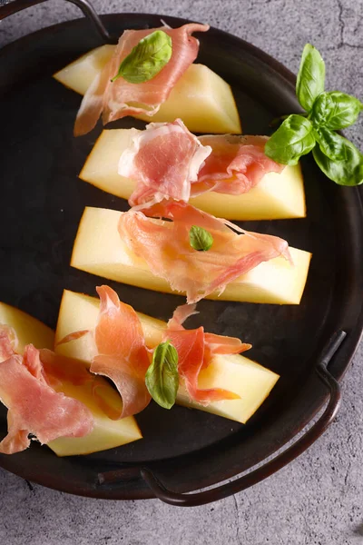 Appetizer Antipasto Ham Prosciutto Melone — Stock Photo, Image