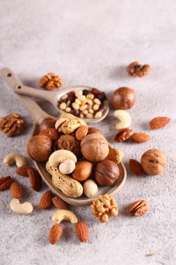 natural mix nuts, peeled and whole