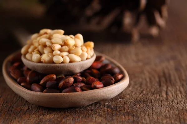 Natural Pine Nuts Peeled Whole — Zdjęcie stockowe