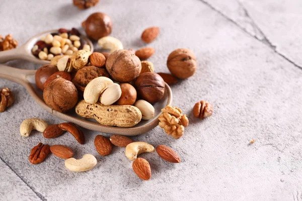 Natural Mix Nuts Peeled Whole — Zdjęcie stockowe