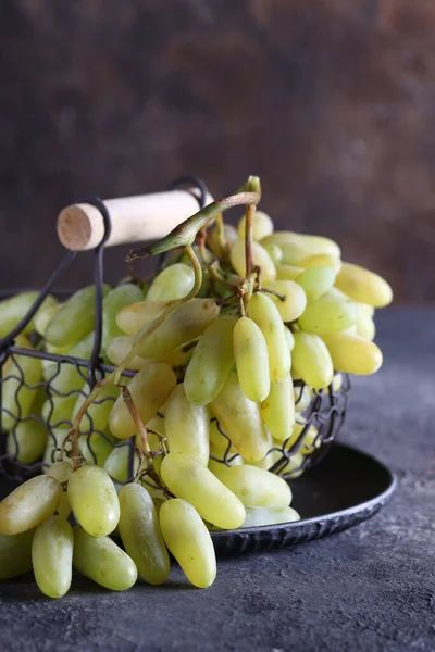 Natural Organic Grapes Rustic Style — 图库照片