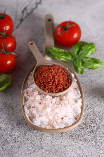 Natural Pink Hawaiian Salt Spoon — Stock Photo, Image