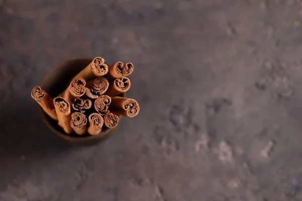 Tatlılar Için Tarçınlı Baharat Masada Yiyecek — Stok fotoğraf