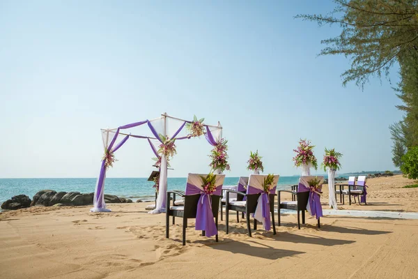 Cadre Fleurs Mariage Sur Plage Thaïlande — Photo