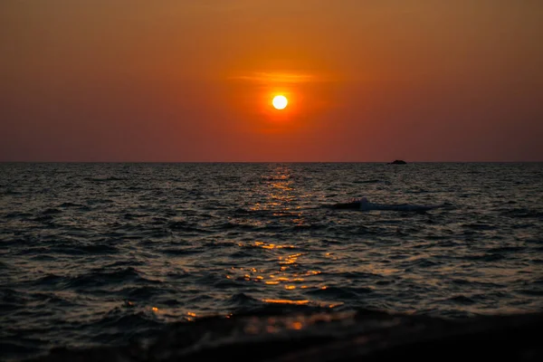 Beautiful Blazing Sunset Landscape Beach Sea Orange Sky Thailand — Stock Photo, Image
