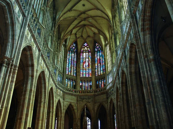 Prag Katedrali 'nin İçi