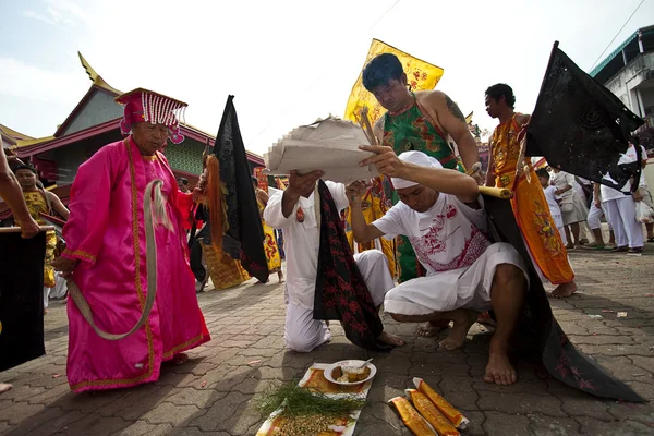 Phuket thailand vegetariska festivalen — Stockfoto