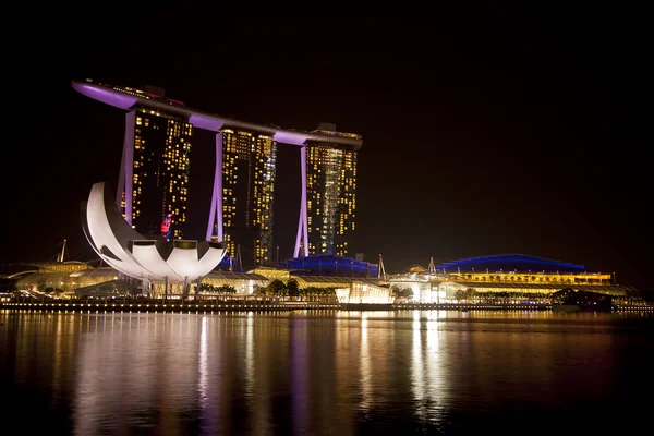 Marina bay sands per nacht — Stockfoto