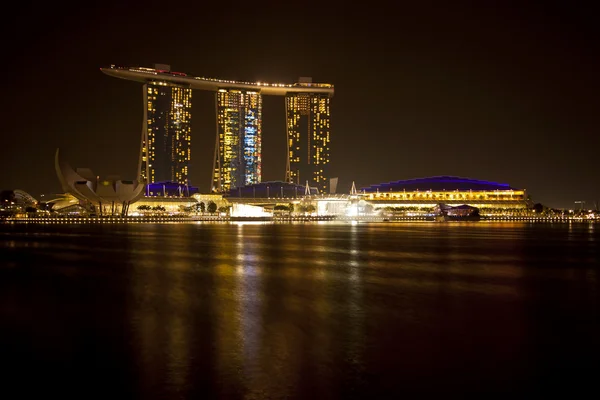 Marina bay sands per nacht — Stockfoto