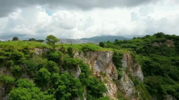 타이의 부리에 광산의 아름다운 비행기 — 비디오