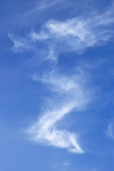 Chmura wygląda jak wąż — Zdjęcie stockowe