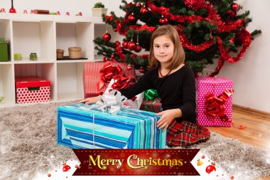 Noel hediyelerini çocuklarla