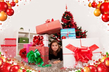 Noel hediyelerini çocuklarla