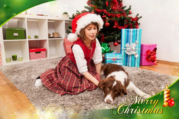 Niños con sus regalos de Navidad — Foto de Stock