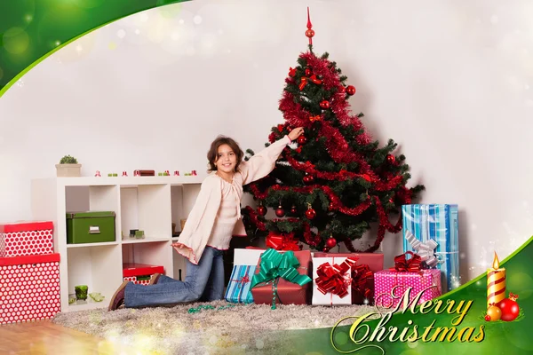 Niños con sus regalos de Navidad —  Fotos de Stock