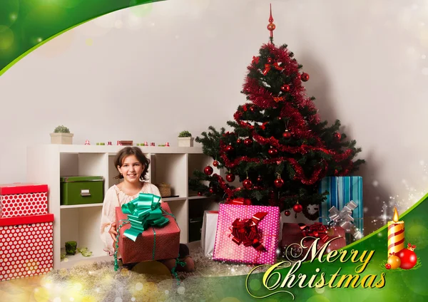 Niños con sus regalos de Navidad — Foto de Stock