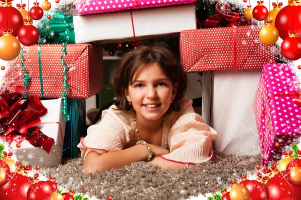 Kids with their christmas presents — Stock Photo, Image