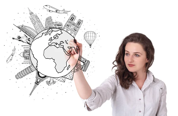 Junge Frau zeichnet Globus auf Whiteboard — Stockfoto