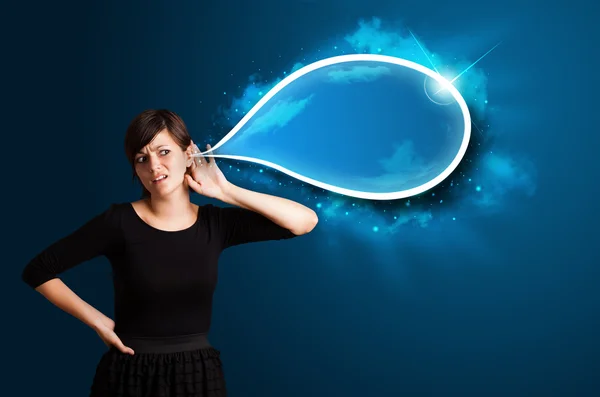 Young woman with modern speech bubble — Stock Photo, Image