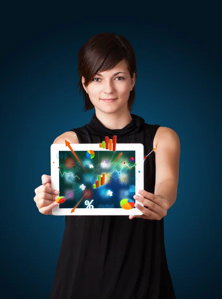 Donna con tablet moderno con diagrammi e grafici colorati — Foto Stock