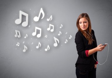 şarkı ve müzik ile müzik n genç ve güzel kadın