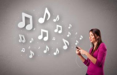 şarkı ve müzik ile müzik n genç ve güzel kadın